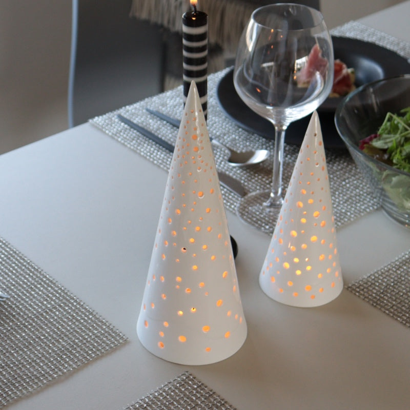 ケーラー ノビリ ティーライトキャンドルホルダー
スノーホワイト M 25.5cm