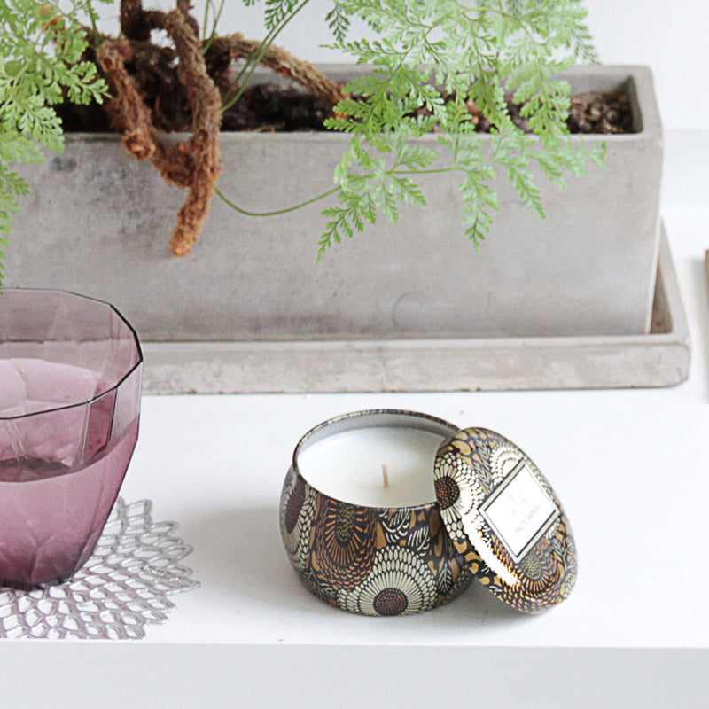 【在庫限り 40%OFF】 VOLUSPA ジャポニカ ティンキャンドル S バルティックアンバー