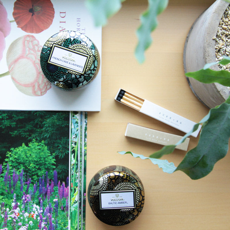 【在庫限り 40%OFF】 VOLUSPA ジャポニカ ティンキャンドル S バルティックアンバー