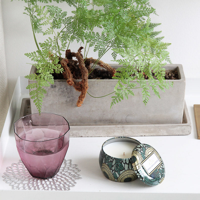 【在庫限り 40%OFF】 VOLUSPA ジャポニカ ティンキャンドル S フレンチケード&ラベンダー