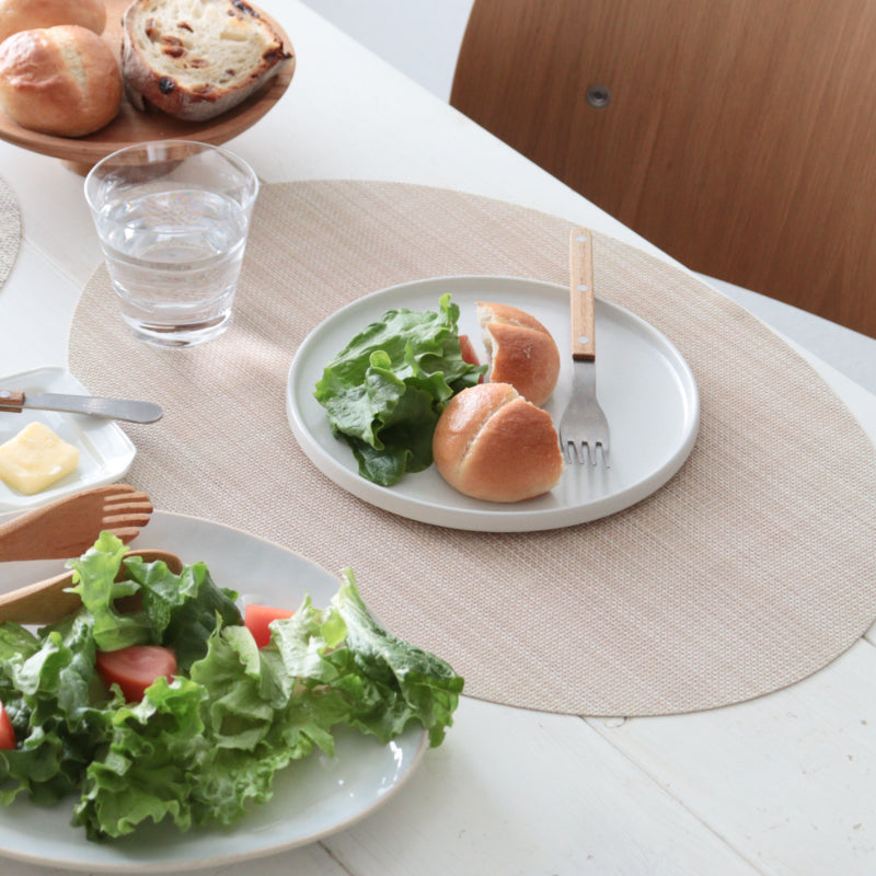 チルウィッチ ミニバスケットウィーブで楽しむ、ナチュラルモダンなブランチテーブル