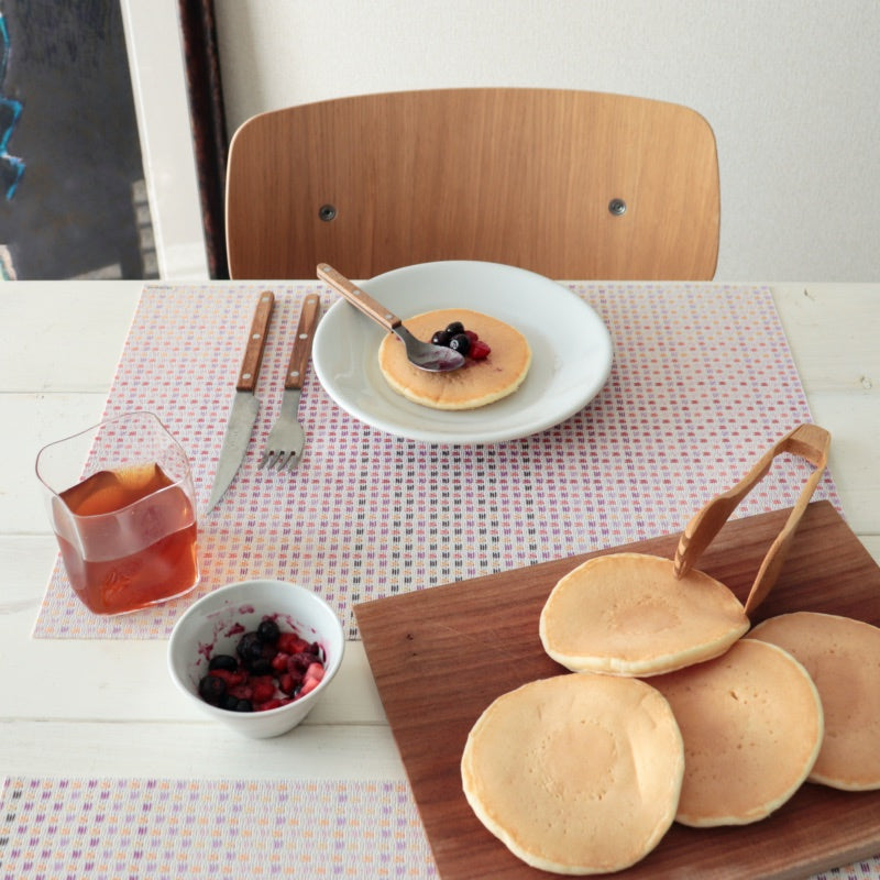 テーブルの雰囲気をワンランクアップおしゃれなランチョンマット