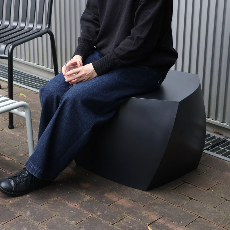 【取寄せ品】 Heller ゲーリー スツール Gehry Left Twist Cube