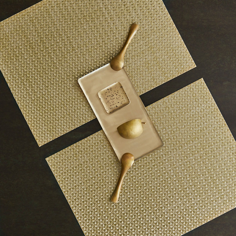 チルウィッチ Origami レクタングル Honeyを使った上品なテーブルコーディネート