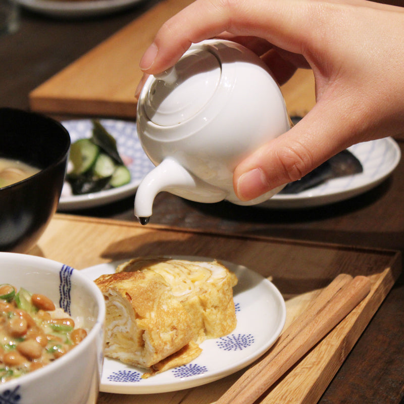 東屋 醤油差し / お酢入れ 石灰釉