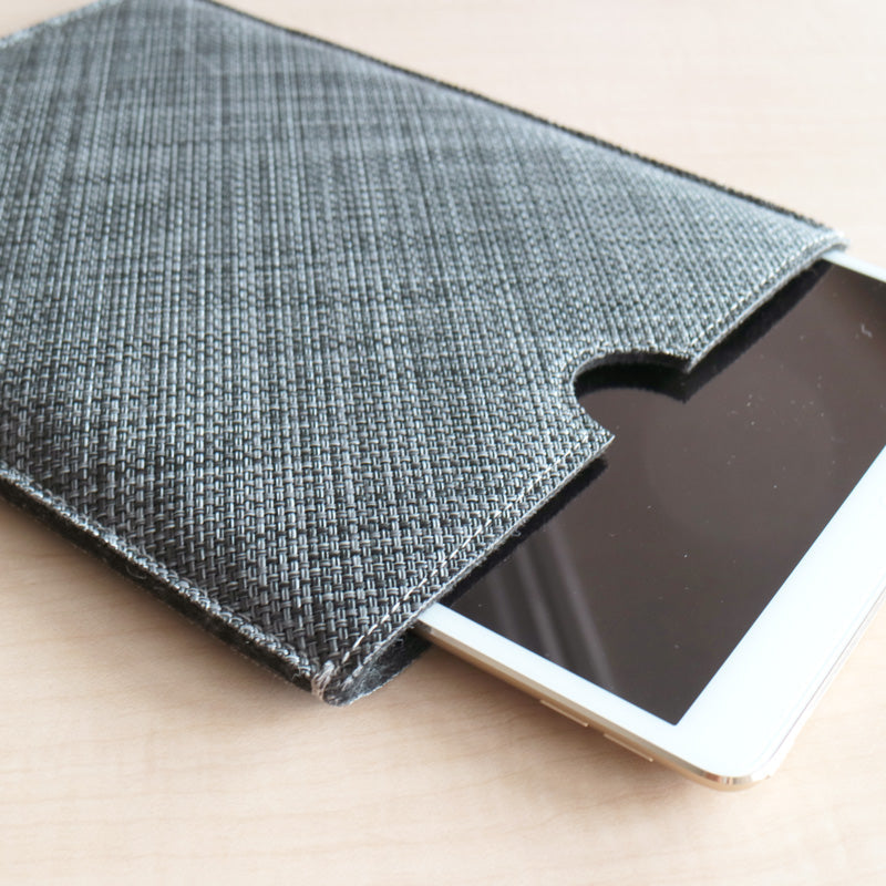 【 在庫限り SALE 50%OFF 】 チルウィッチ Tech Sleeves タブレットケース M ミニバスケットウィーブ