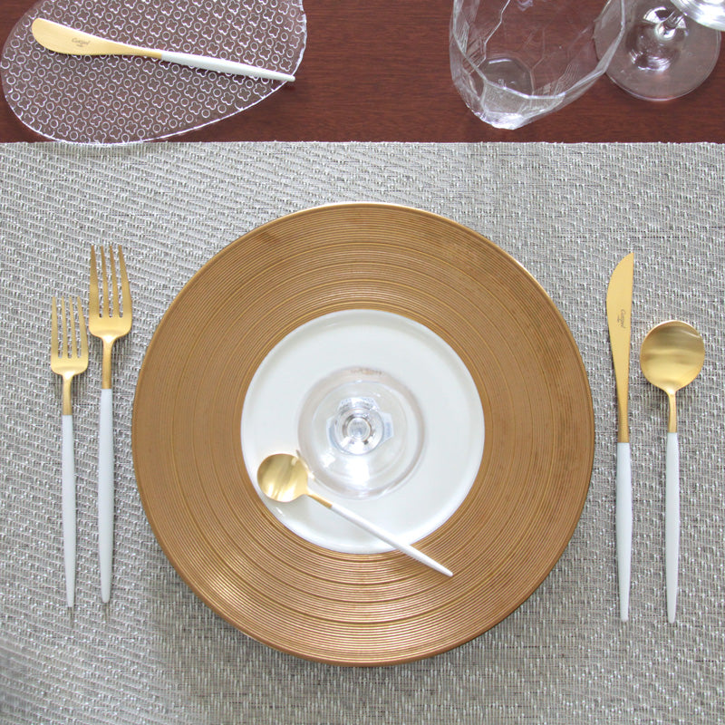 クチポール カトラリー GOA ホワイトゴールド フルーツフォーク：テーブルコーディネート