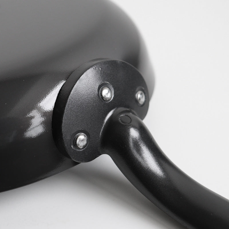 la base (ラバーゼ) 鉄フライパン 18cm
